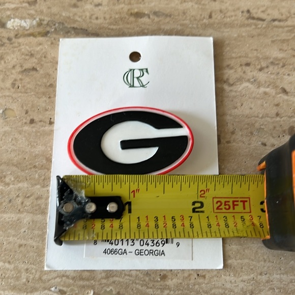 9 Georgia Bulldogs "G " Logo Pin - Picture 3 of 4